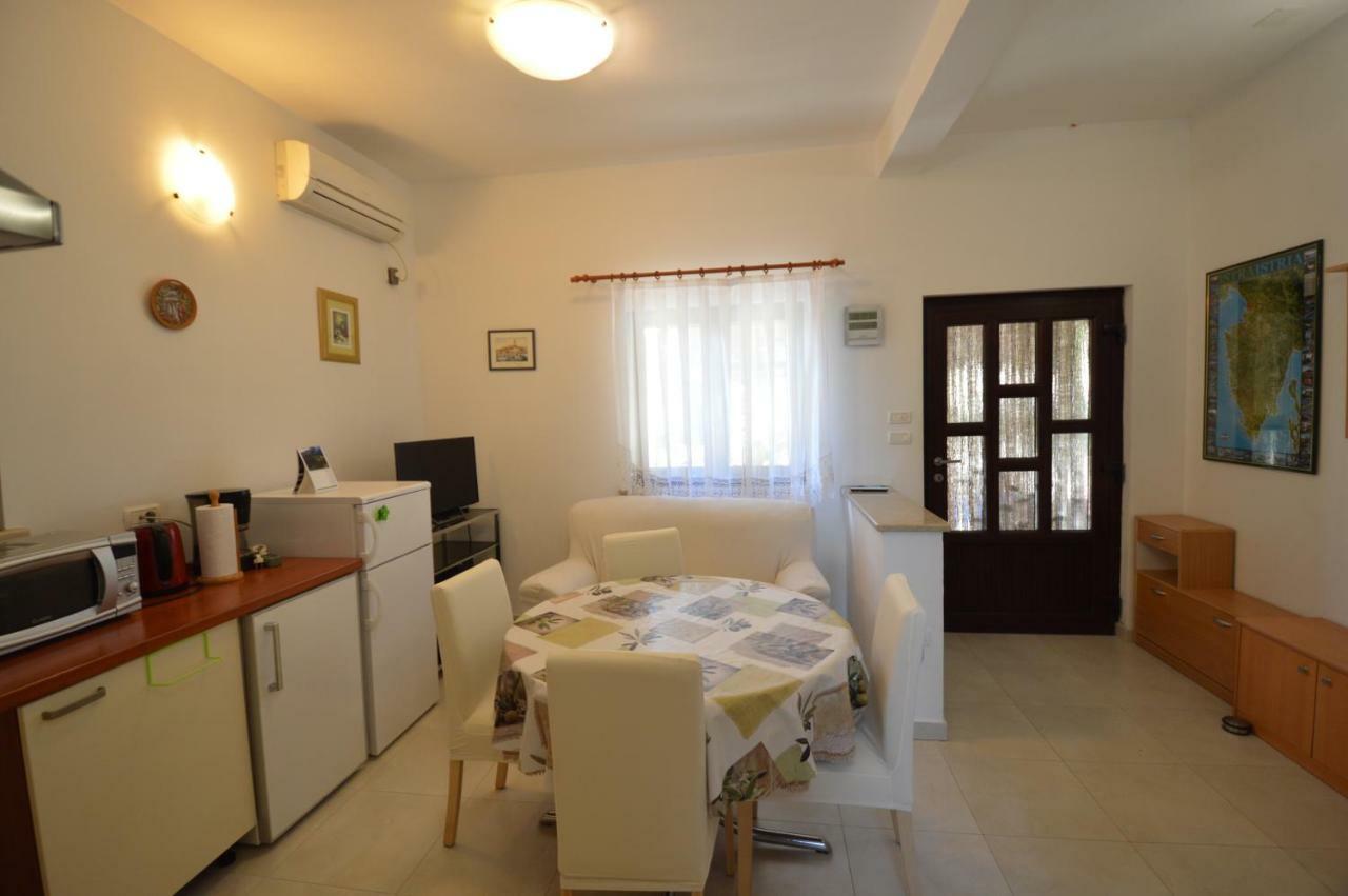 Apartment "Monte" Pula Exterior foto